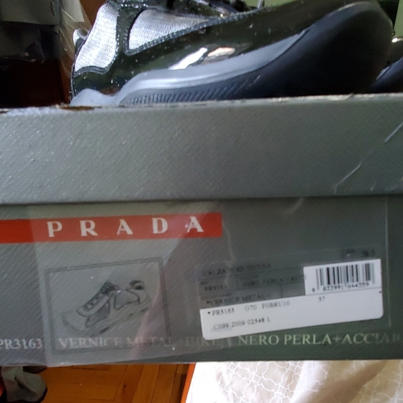 Clean Prada sneakers with box prada shoes - Picture 6 of 7